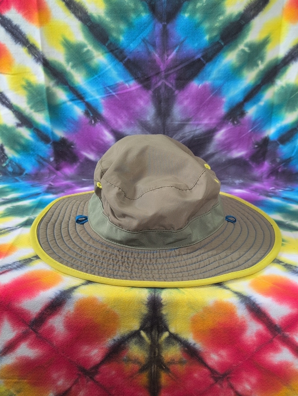Kids Sunday Brand Bucket Hat - Fully Reversible Excellent Condition!